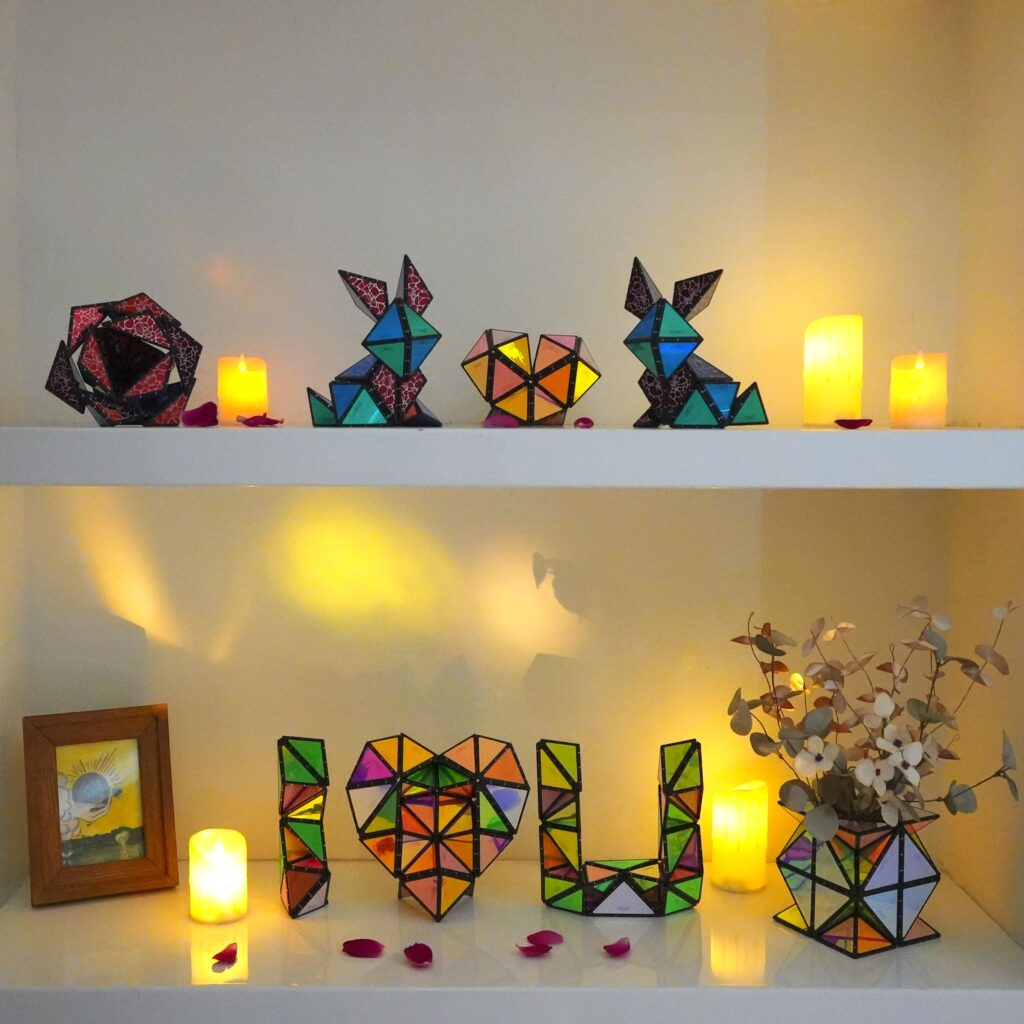 TOSY Magnet Pyramid Stone – отличный подарок на день Валентина